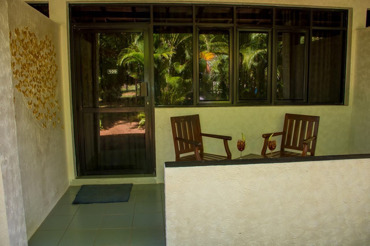 River View Banquet&Resort Wadduwa Extérieur photo